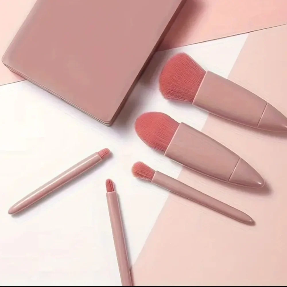 5-Piece Mini Travel Makeup Brush Set with Mirror